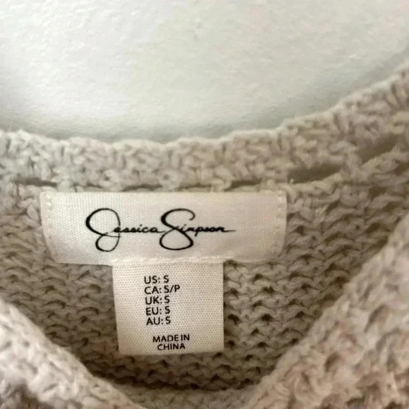 Crochet Rose festival tank top cottage core anthro chunky knit / vest - Picture 4 of 4